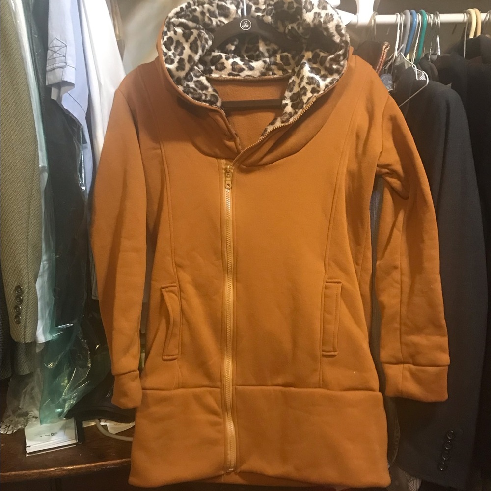Stylish Zip Jacket - Picture 2 of 4